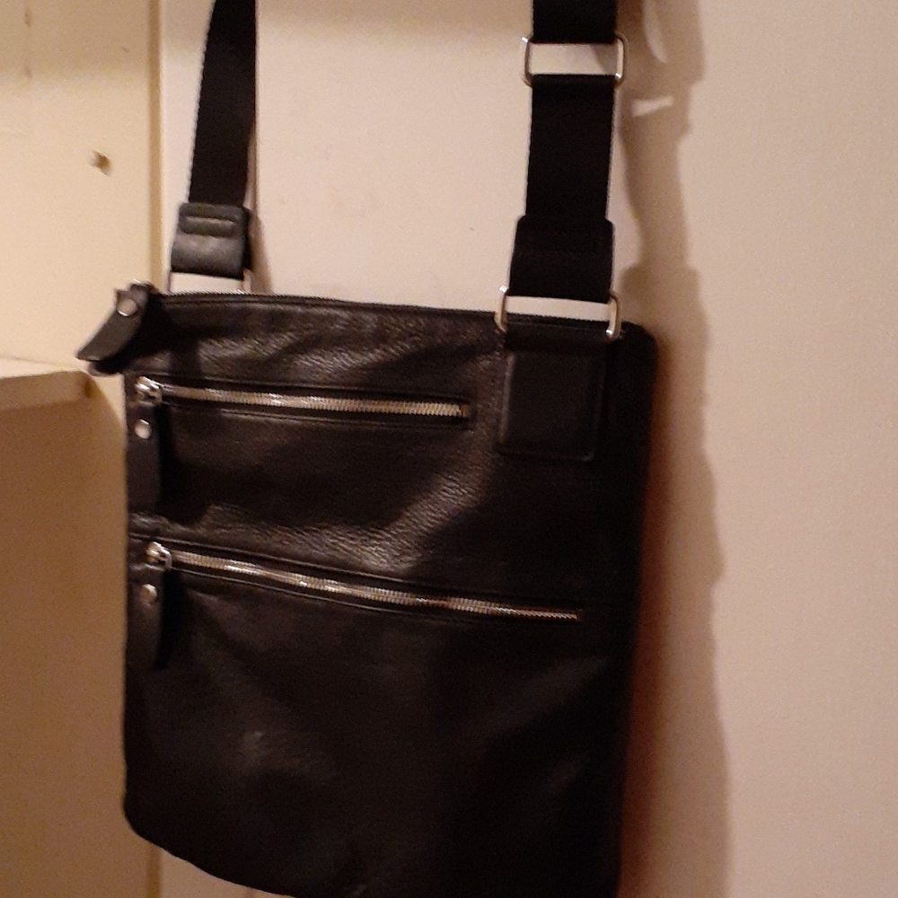 Black leather crossbody purse